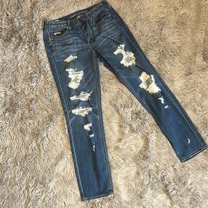 EUC American eagle, tom girl, distressed, jeans, size 8 long